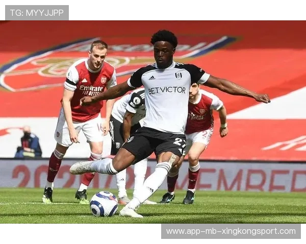 英超保级战升级:最后三轮生死角逐